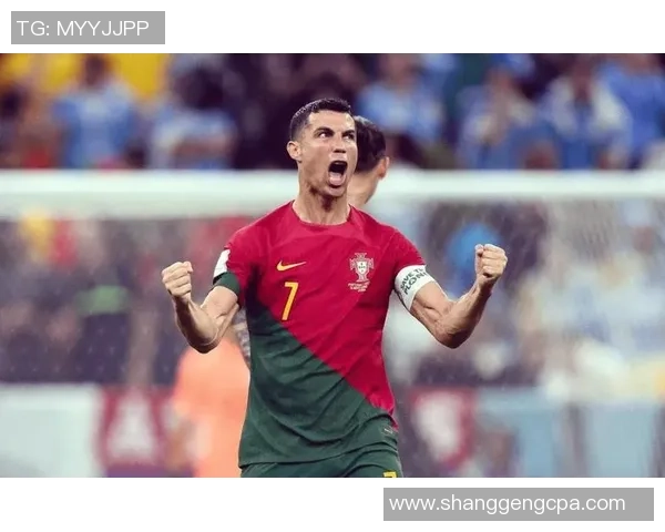 全场统治赛场的足球巨星凭借卓越表现带领球队走向胜利 全场统治赛场的足球巨星凭借卓越表现带领球队走向胜利