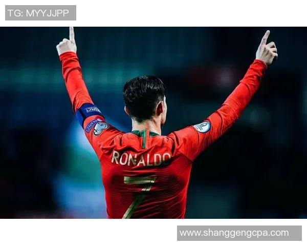 六大传奇足球球星的成长故事与辉煌成就分析