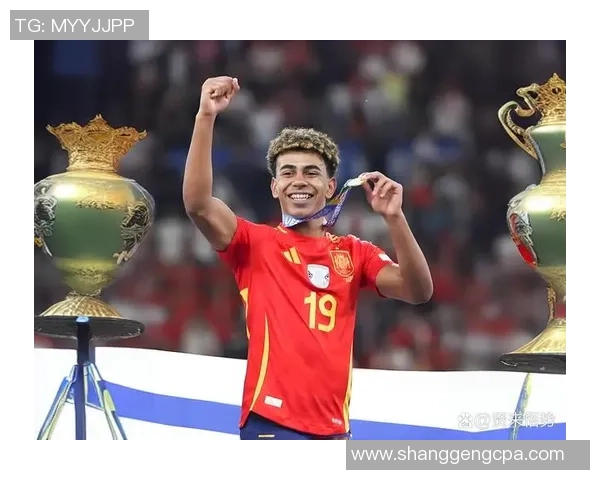 当代年轻足球球星崛起 他们如何改变足球格局并塑造未来之星 当代年轻足球球星崛起 他们如何改变足球格局并塑造未来之星