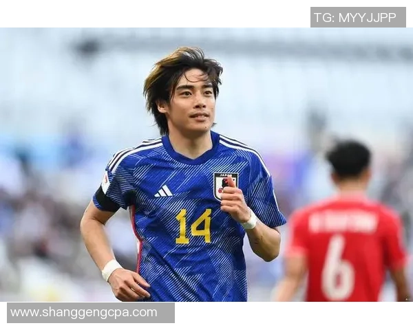 日本足球球星喜结连理 与美丽女星携手步入婚姻殿堂