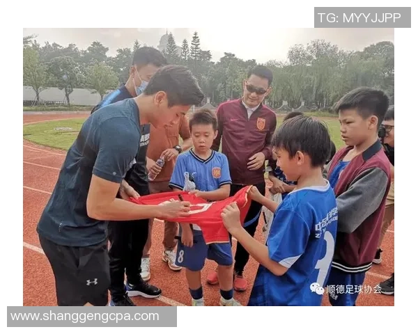 球星抽奖足球狂欢盛典让你体验激情绿茵梦想舞台