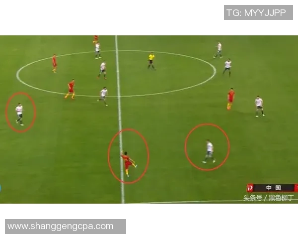 聚焦足球防线核心球星展现钢铁意志与坚固城墙般的守护力量 聚焦足球防线核心球星展现钢铁意志与坚固城墙般的守护力量