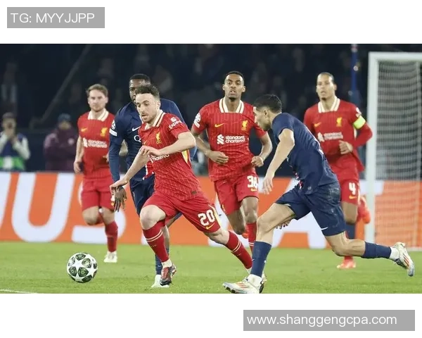 英国足球球星常在何处捉球 如何影响比赛节奏与战术布局